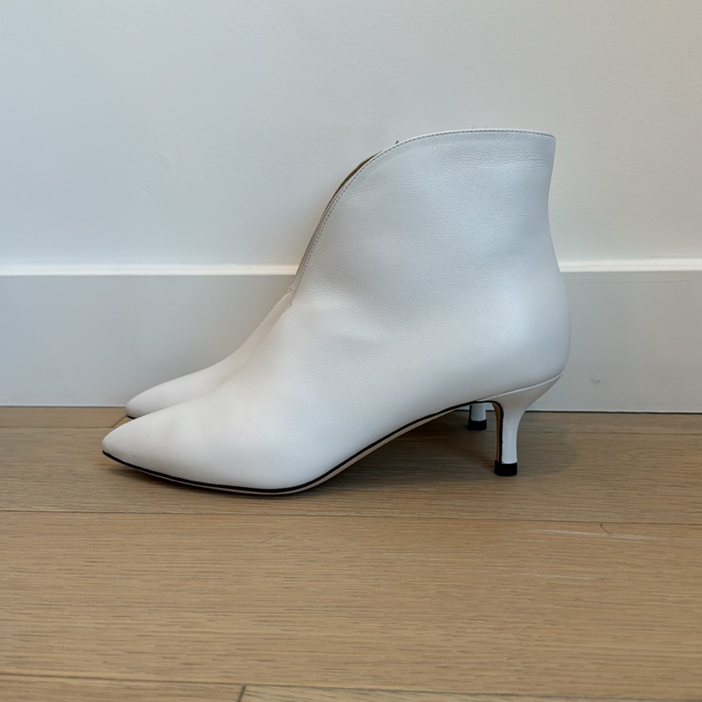 NEIL J RODGERS - KATE BOOT - Picture 3 of 5